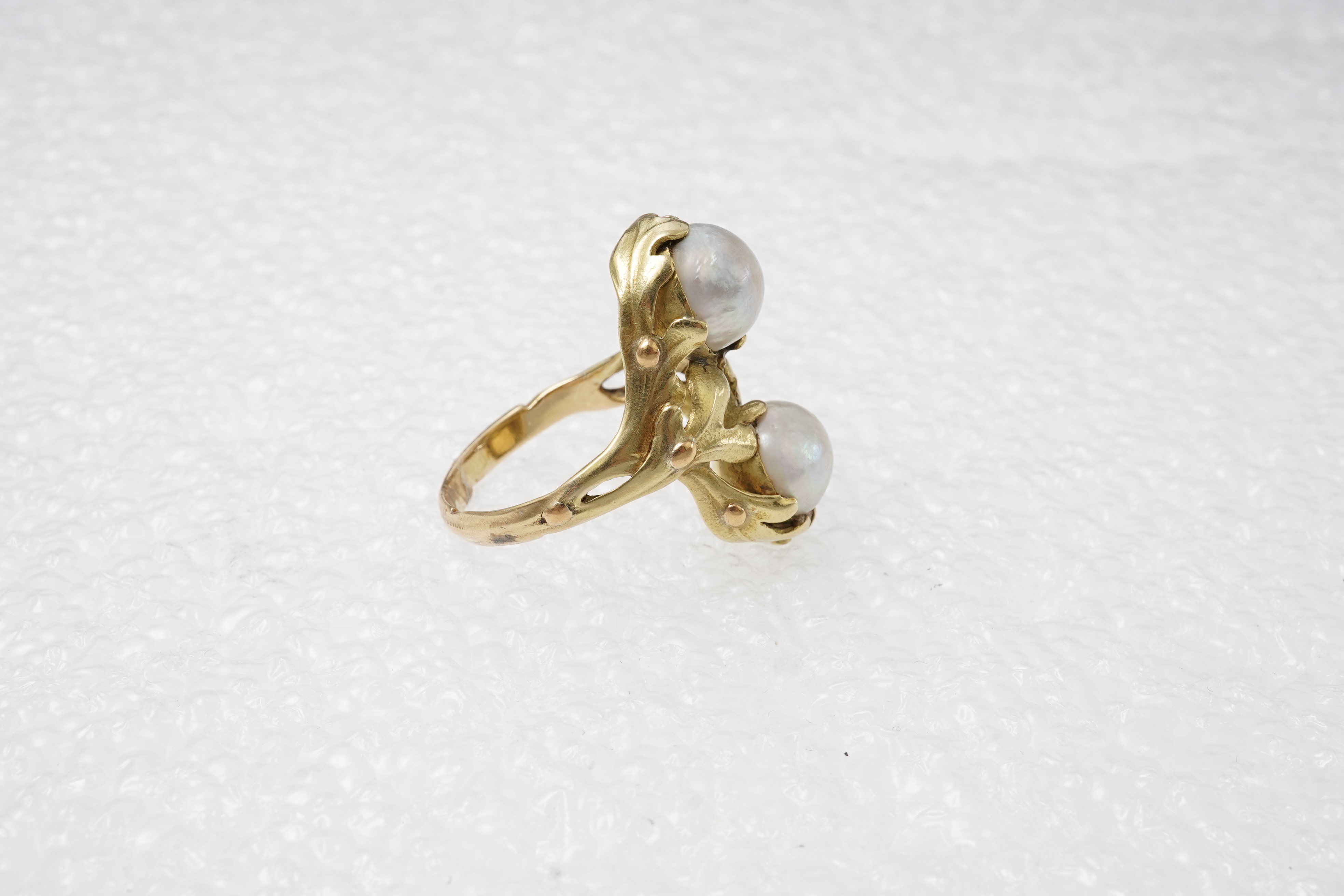 A fine Art Nouveau pearl ring, France, circa 1900